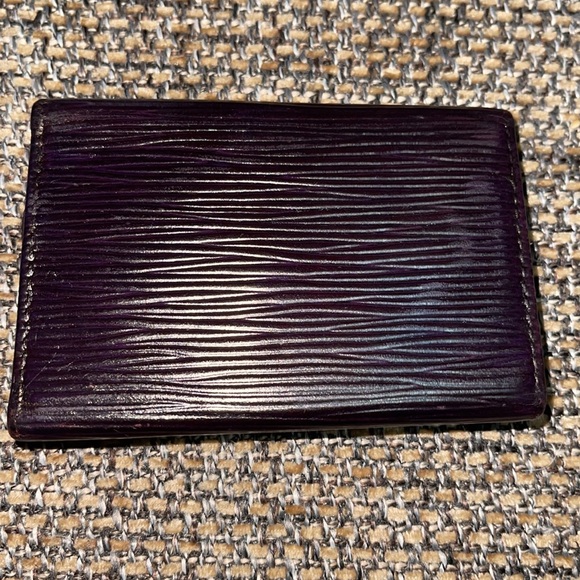 LOUIS VUITTON SIX KEYCASE - Picture 2 of 5